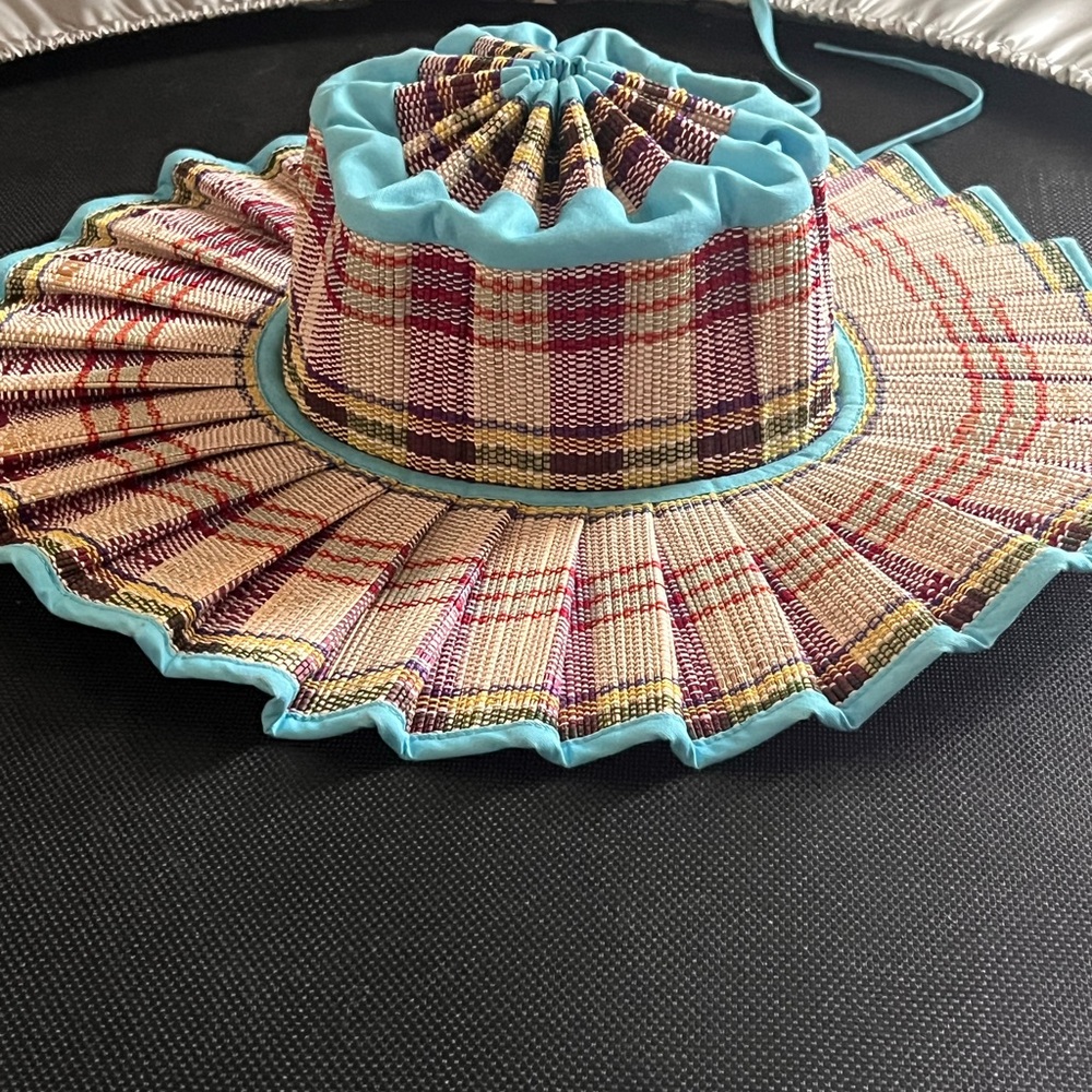 Women's Multicolor Hat- worn once! No tags